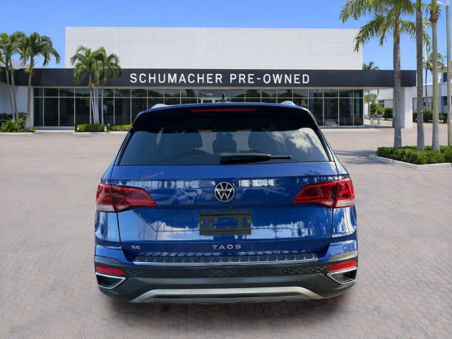 Used 2022 Volkswagen Taos SE FWD image 6