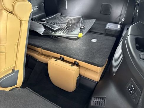 Certified 2025 Lexus LX 700h Luxury w/ Appearance Package image 27