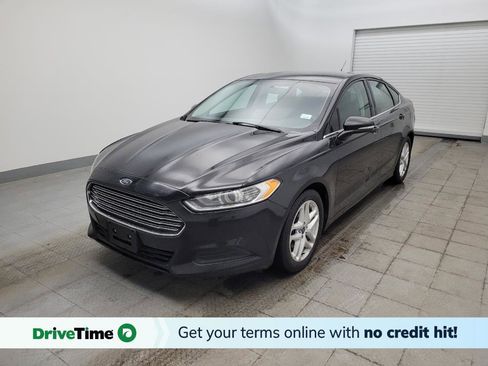Used 2015 Ford Fusion SE image 1