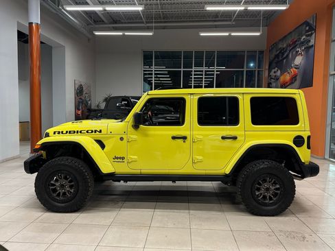 Used 2022 Jeep Wrangler Unlimited Rubicon w/ Trailer Tow Package AWD/4WD image 3