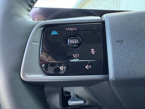 New 2026 Nissan Leaf Platinum+ w/ Cargo Package (Platinum+) image 25