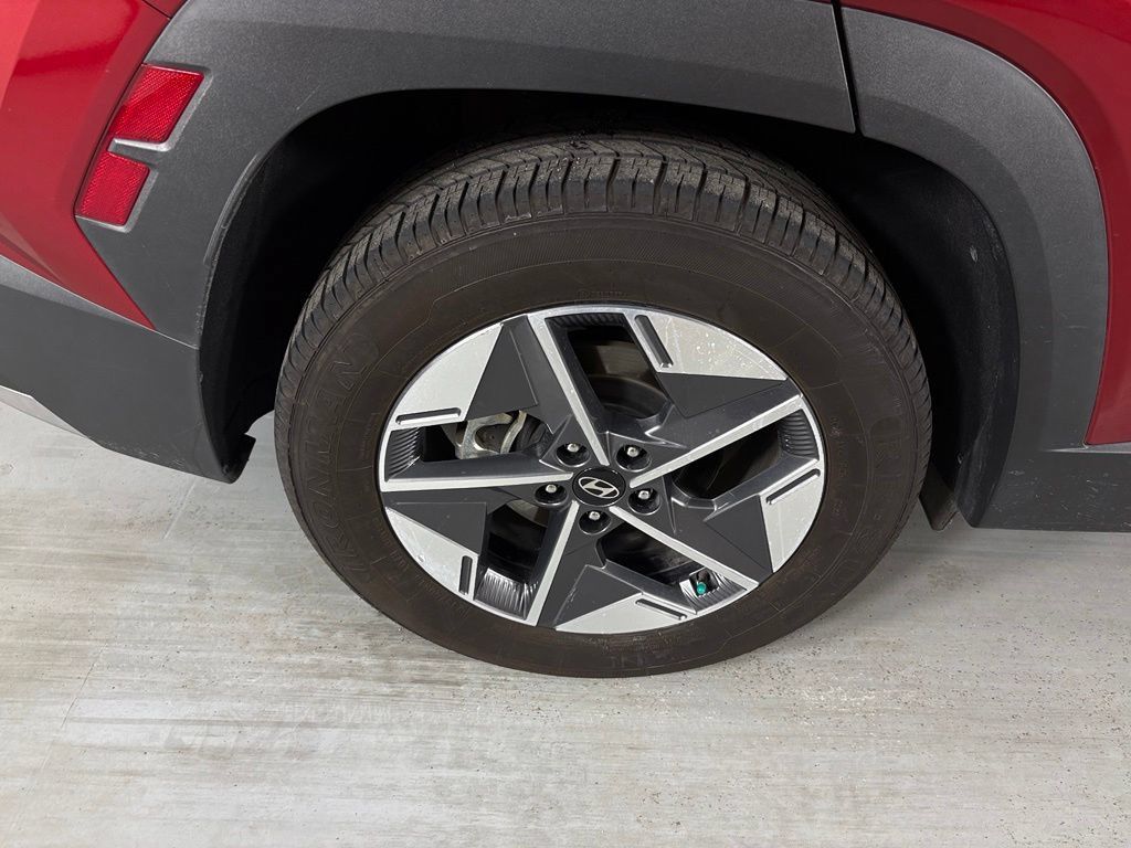 Used 2025 Hyundai Tucson SEL FWD image 11