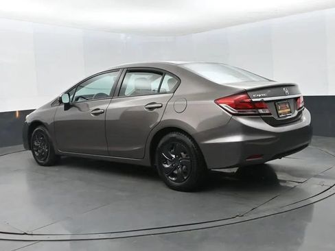 Used 2014 Honda Civic LX image 9