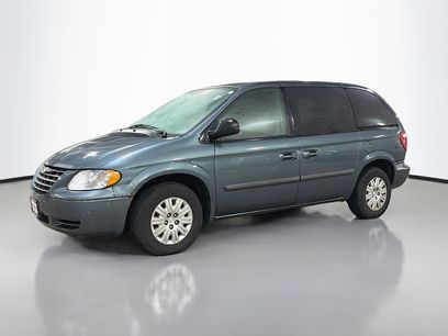 Used 2007 Chrysler Town & Country