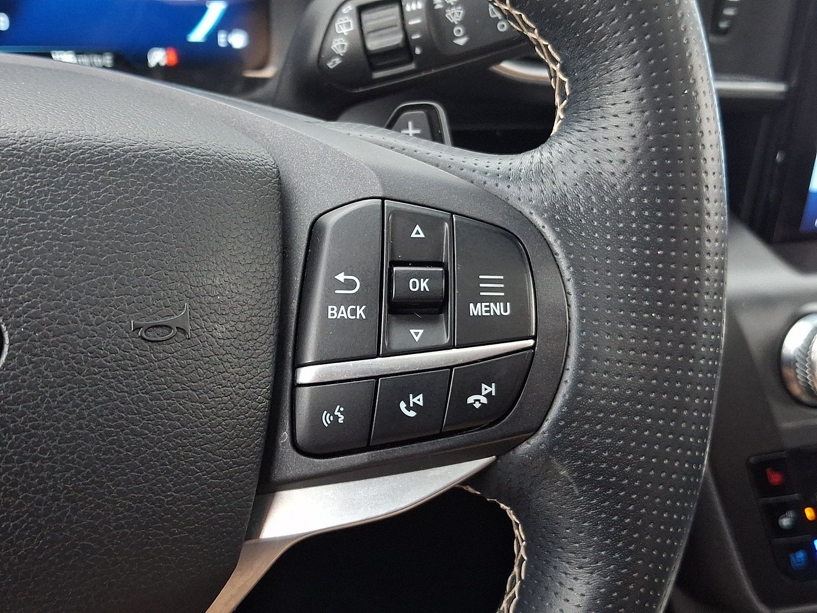 Used 2020 Ford Explorer ST w/ Premium Technology Package AWD/4WD image 23