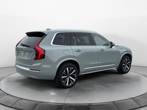 New 2026 Volvo XC90 B5 Core w/ Protection Package Premier AWD/4WD image 7