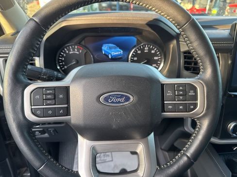 Certified 2024 Ford Expedition Max XLT image 13