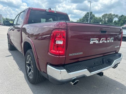 Used 2025 RAM 1500 Laramie AWD/4WD image 5