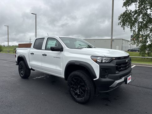 New 2026 Chevrolet Colorado Trail Boss AWD/4WD image 4