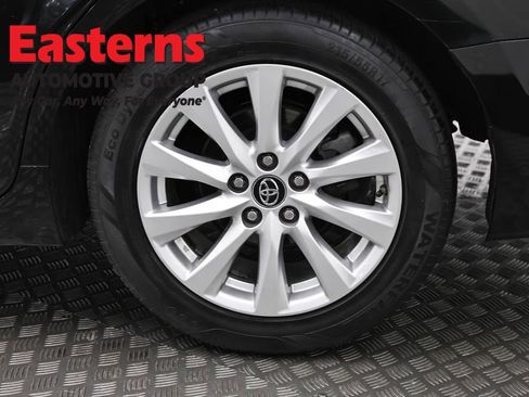 Used 2019 Toyota Camry LE FWD image 33