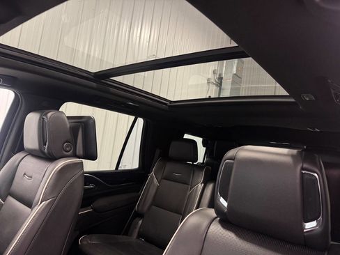 Used 2021 Cadillac Escalade Sport image 11