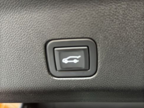 Used 2021 GMC Yukon AT4 w/ Rear Media and Nav Package AWD/4WD image 24