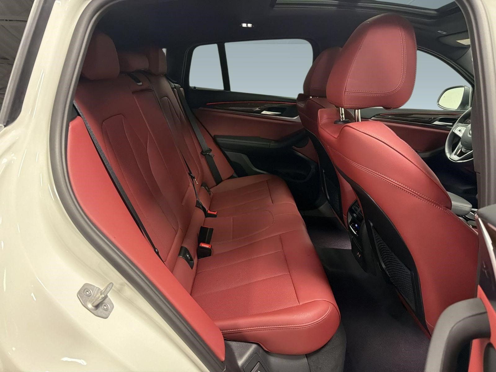 Certified 2025 BMW X4 xDrive30i AWD/4WD image 60