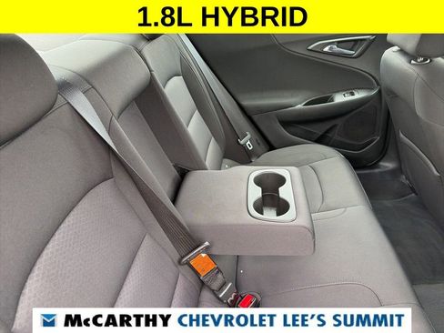 Used 2018 Chevrolet Malibu Hybrid w/ Driver Confidence Package FWD image 34