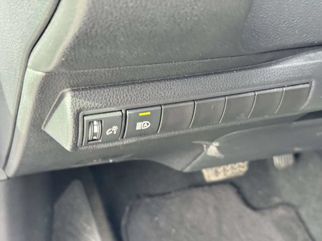 Used 2025 Toyota Corolla SE FWD image 27
