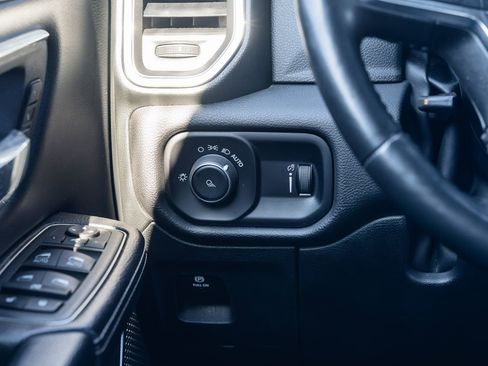 Used 2024 RAM 1500 Laramie image 24