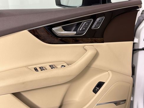 Used 2019 Audi Q7 3.0T Prestige w/ Prestige Package image 15