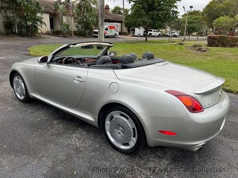 Used 2002 Lexus SC 430 SC 430 Convertible 2D image 5