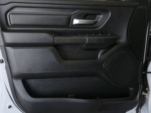 Used 2019 RAM 1500 Tradesman AWD/4WD image 12