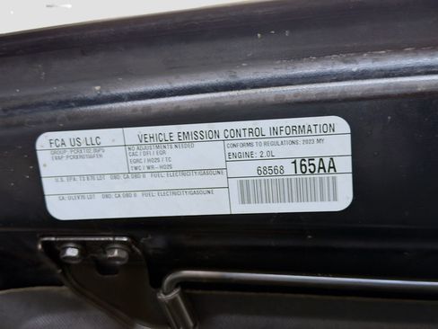 Used 2023 Jeep Wrangler Unlimited w/ Sun & Screen Package AWD/4WD image 17