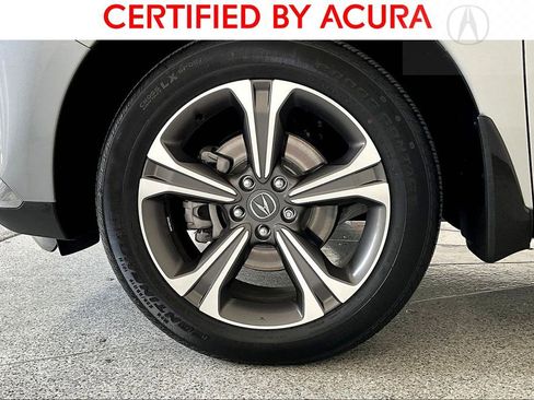 Certified 2025 Acura RDX w/ Technology Package image 11