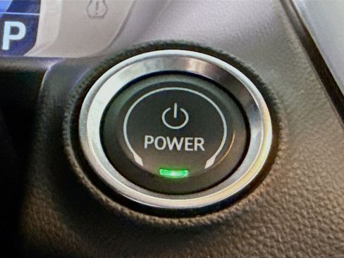 Used 2023 Chevrolet Bolt EUV Premier w/ Redline Edition image 21