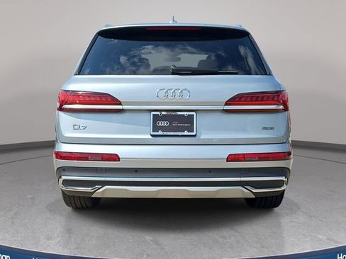 Used 2023 Audi Q7 2.0T Premium w/ Convenience Package AWD/4WD image 7