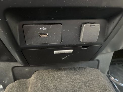 Used 2018 Ford F250 XLT image 25