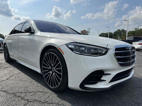Used 2022 Mercedes-Benz S 580 S 580 4MATIC w/ Red Interior M image 14