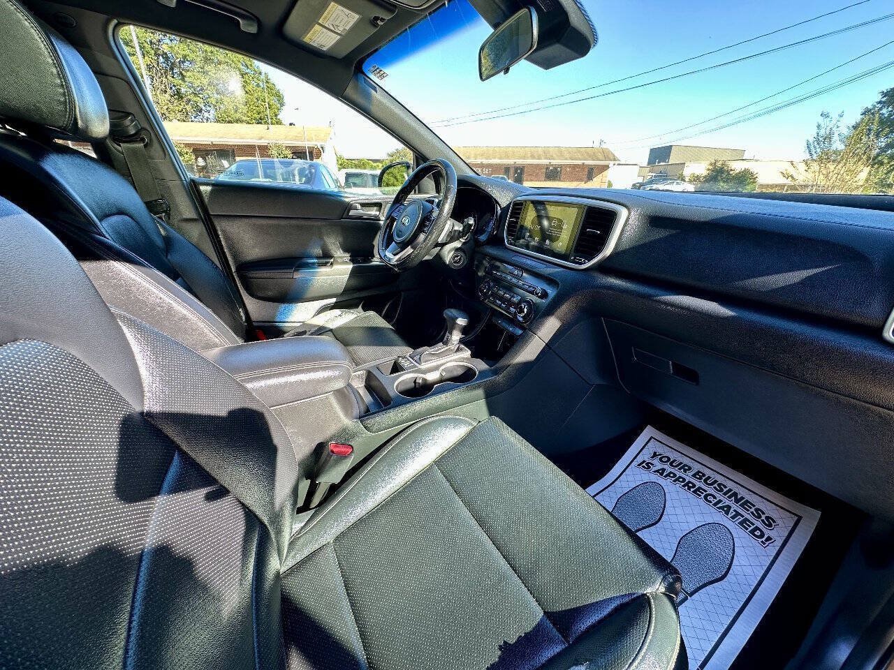 Used 2020 Kia Sportage S w/ S Sunroof Package AWD/4WD image 20