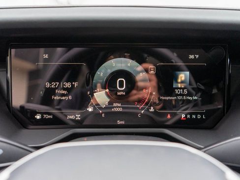 New 2026 GMC Acadia AT4 w/ Luxury Package image 25