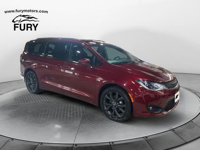 Used 2019 Chrysler Pacifica Touring Plus