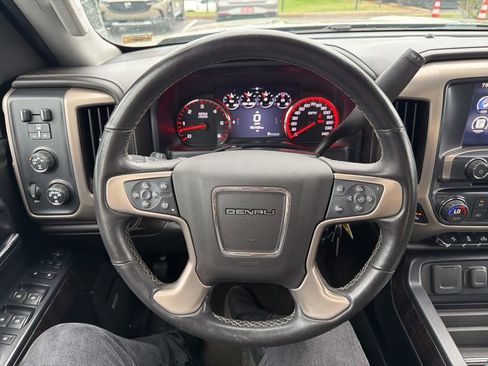 Used 2015 GMC Sierra 1500 Denali w/ Driver Alert Package AWD/4WD image 10