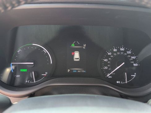 Used 2024 Toyota Sienna XLE FWD image 27