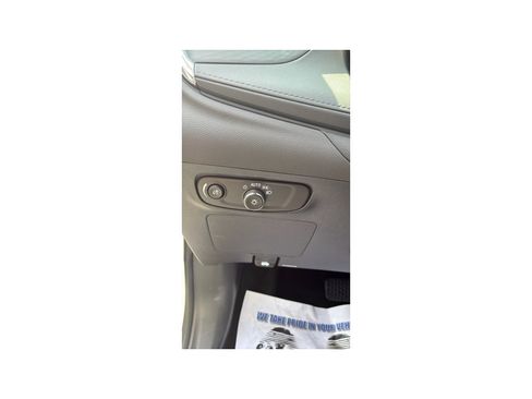Used 2025 Buick Encore GX Preferred FWD image 13