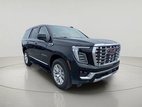 Used 2025 GMC Yukon Denali AWD/4WD image 1
