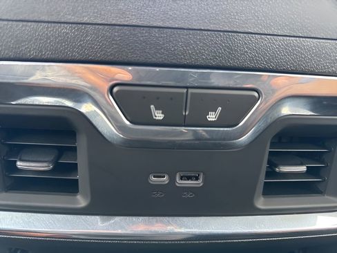 Used 2023 GMC Sierra 1500 Denali image 14