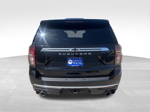 Used 2021 Chevrolet Suburban High Country w/ Premium Package AWD/4WD image 7