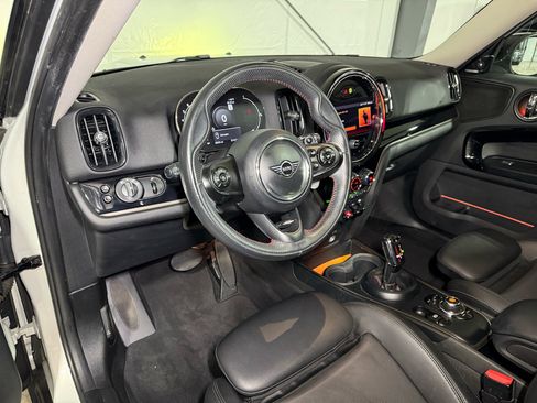 Used 2021 MINI Cooper Countryman S w/ Premium Package image 10