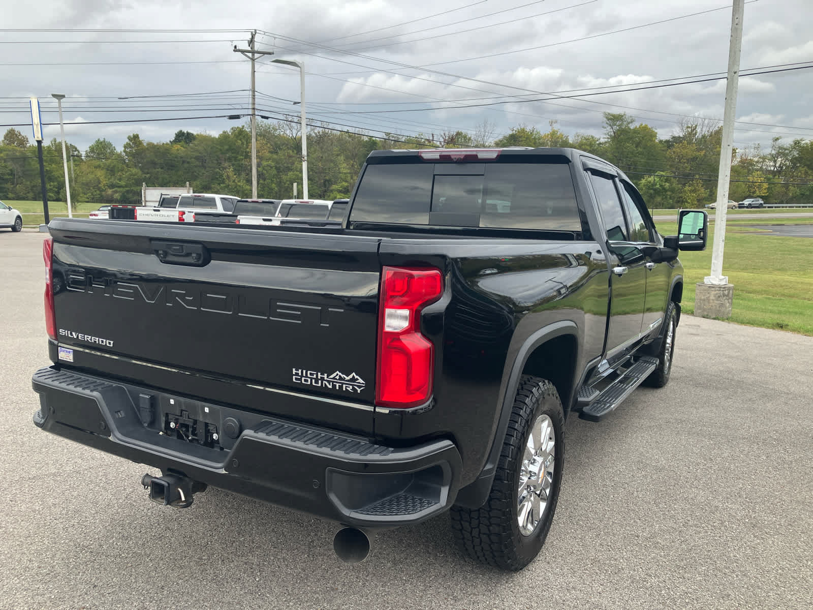 Used 2024 Chevrolet Silverado 2500 High Country w/ High Country Premium Package AWD/4WD image 7