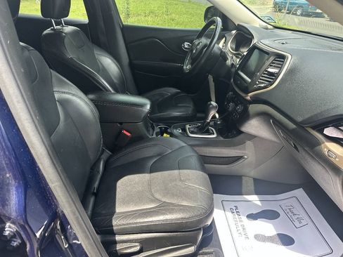 Used 2014 Jeep Cherokee Limited AWD/4WD image 11