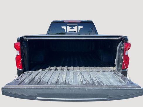 Used 2019 Chevrolet Silverado 1500 LT image 17