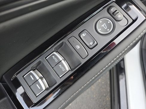 Certified 2023 Honda Accord Touring image 30