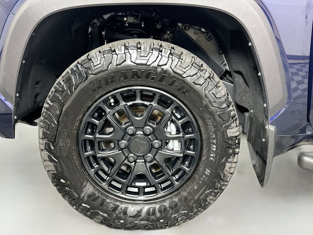 Certified 2026 Toyota Tundra SR5 w/ SR5 Premium Package AWD/4WD image 31