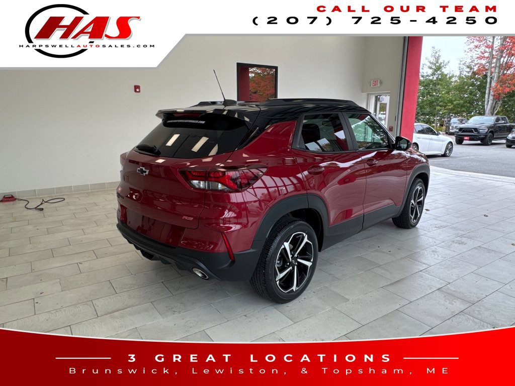 Used 2021 Chevrolet TrailBlazer RS w/ Sun and Liftgate Package AWD/4WD image 5