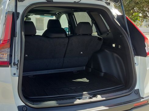 Used 2023 Honda CR-V Sport image 14