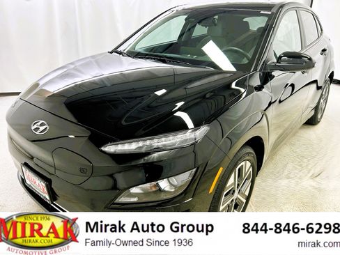 Certified 2023 Hyundai Kona SE image 1