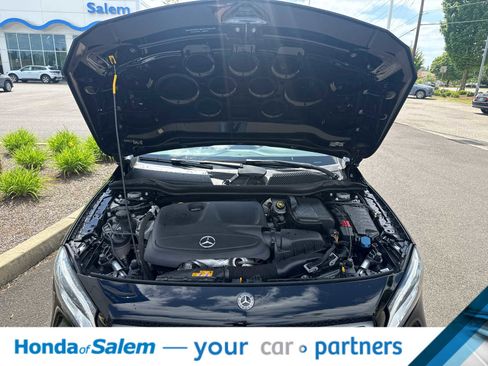 Used 2019 Mercedes-Benz GLA 250 4MATIC image 9