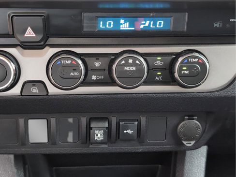 Used 2023 Toyota Tacoma SR5 AWD/4WD image 20