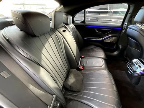 Certified 2022 Mercedes-Benz S 500 4MATIC w/ AMG Line Package image 20